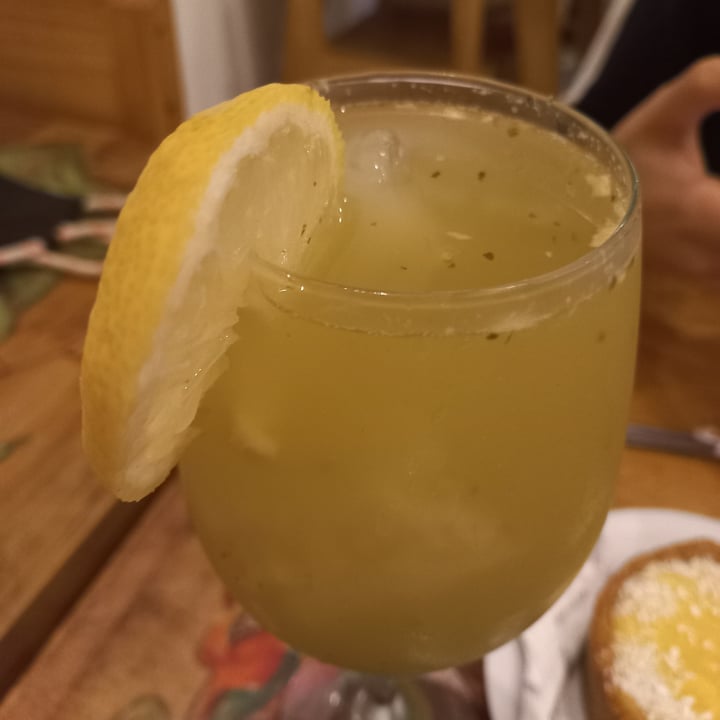 review photo of Orden Natural Café Limonada Con Menta Y Gengibre shared by @lucapolti on 19 May 2022 - review