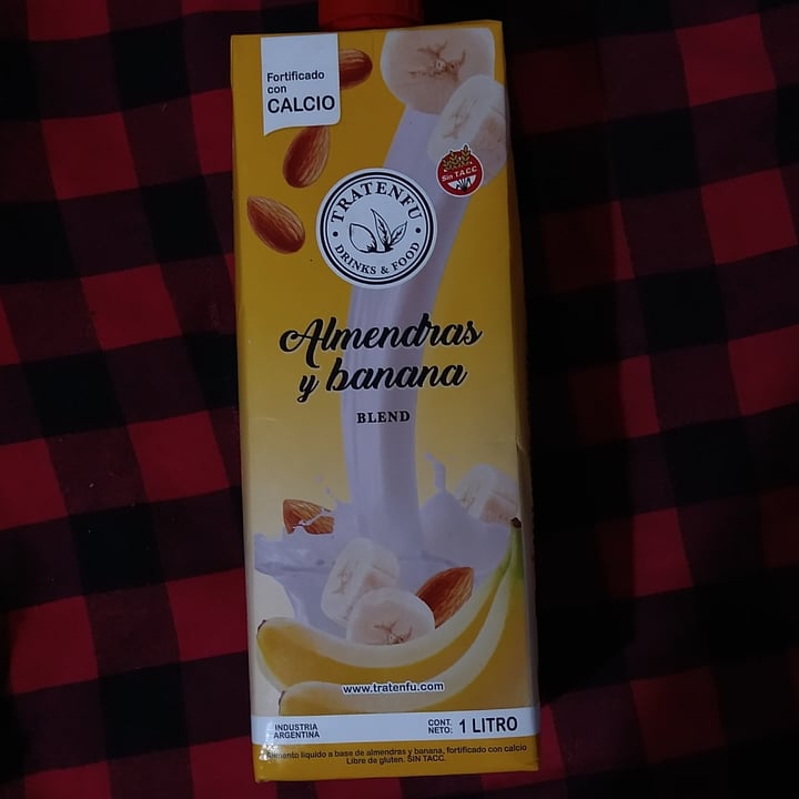 photo of Tratenfu Leche de Almendras y Banana shared by @viveveg1991 on  29 Dec 2020 - review