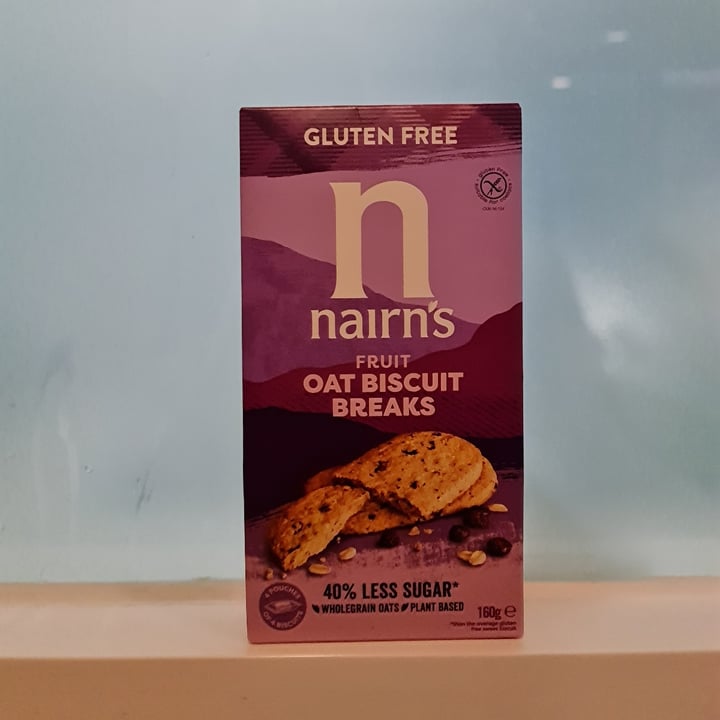 photo of Nairn's Fruit Oat Biscuit Breaks shared by @parismelody on  05 Jun 2022 - review