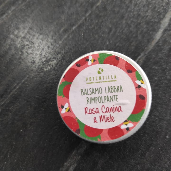 review photo of Potentilla balsamo labbra rimpolpante shared by @rosellapass on 26 Jun 2022 - review