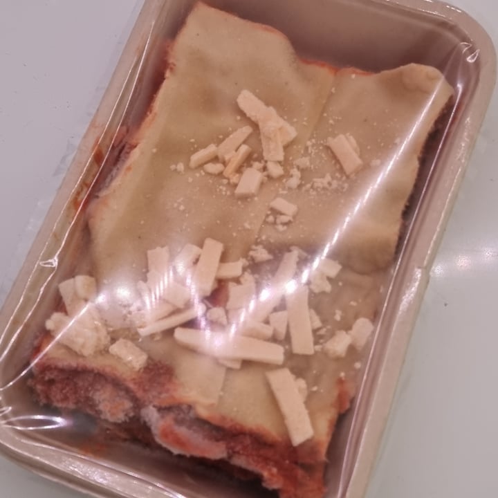 review photo of Coco and Lucas Earth Meatless Lasagne shared by @tomruff on 09 Sep 2021 - review