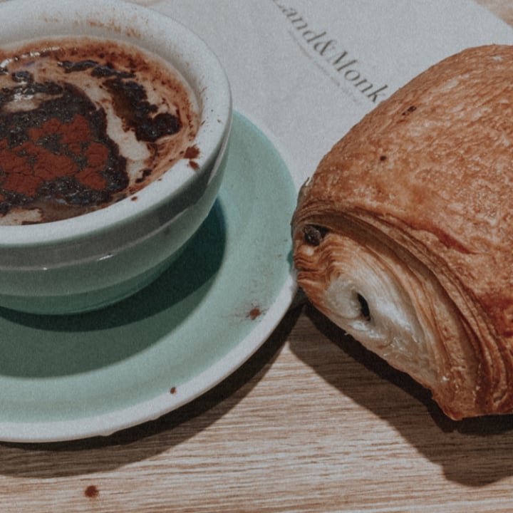 photo of Land&Monkeys Cappuccino shared by @itsfab on  06 Feb 2022 - review