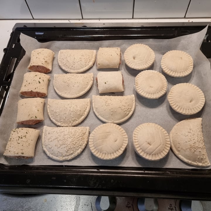 review photo of Pie Society Plant-Based Party Pack shared by @tomruff on 03 Jul 2022 - review