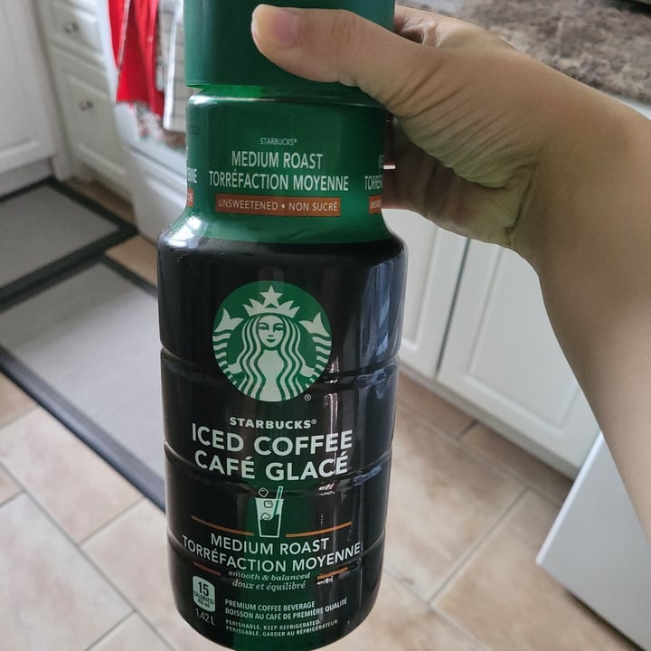 photo of Starbucks Medium Roast Iced Coffee shared by @yummyecoliving on  13 Jun 2021 - review