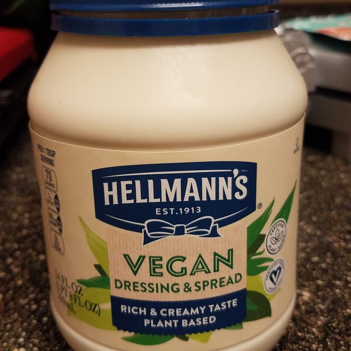 photo of Hellmann’s Hellman’s Vegan Mayonnaise shared by @jennifefer on  23 May 2020 - review
