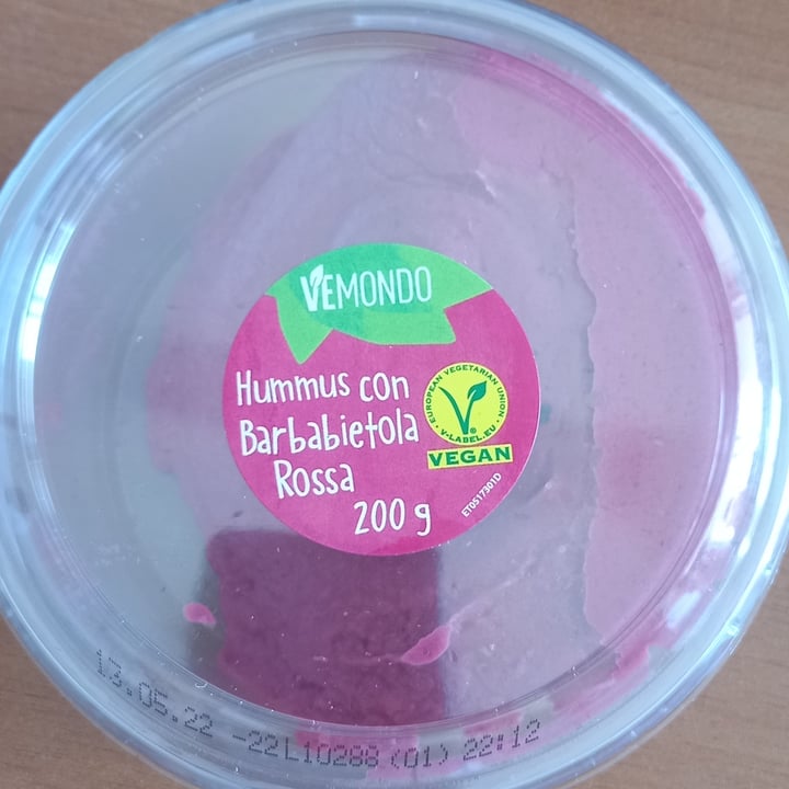 photo of Vemondo Hummus con Barbabietola Rossa shared by @mariarosaria on  13 May 2022 - review