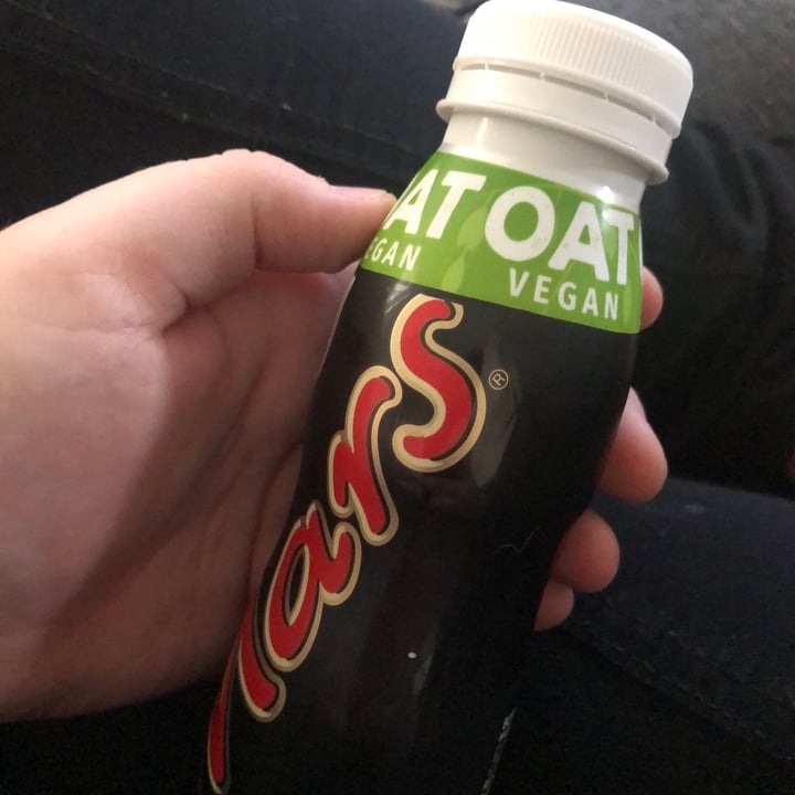review photo of Mars Mars chocolate milk drink shared by @chloebeaxv on 09 Apr 2021 - review