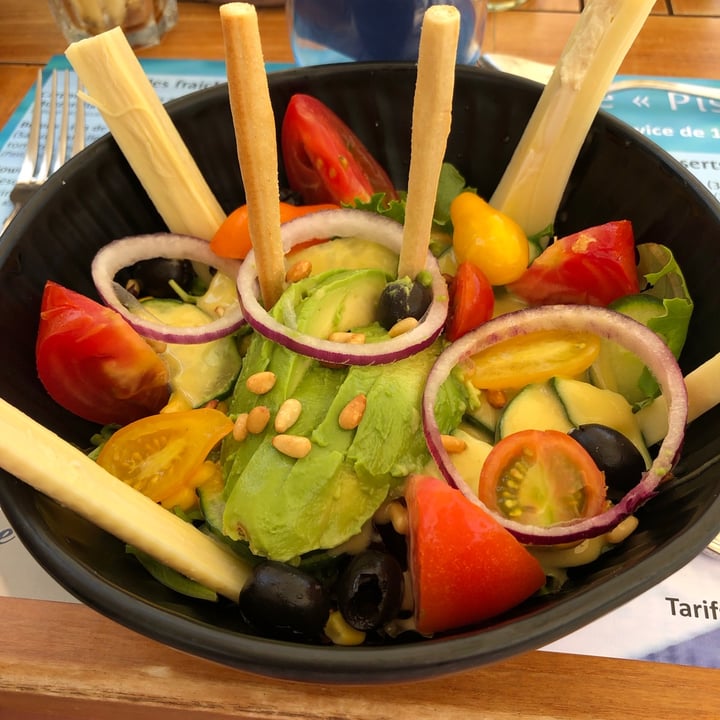 photo of Restaurant Quai Raphaël Vegan bowl shared by @lolaaaaaaaa on  27 Jun 2021 - review