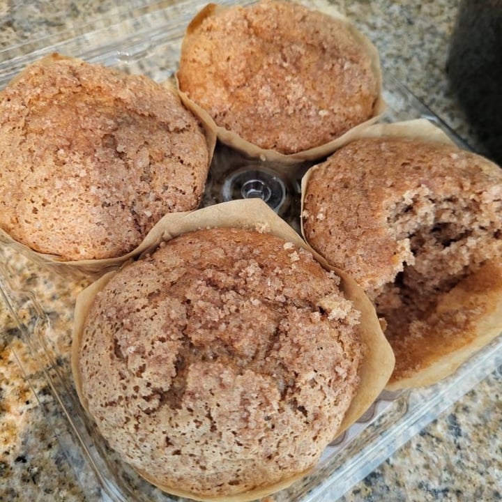 photo of Rubicon Bakers Cinnamon Crunch Muffins shared by @parasocialvegan on  23 Sep 2022 - review