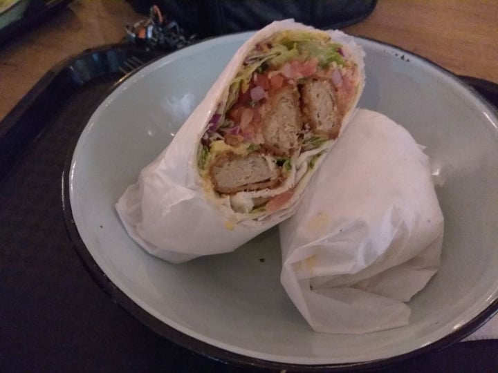 photo of Lekker Vegan Kloof Lekker Nuggy Wrappy shared by @hayleytomes on  29 Dec 2019 - review