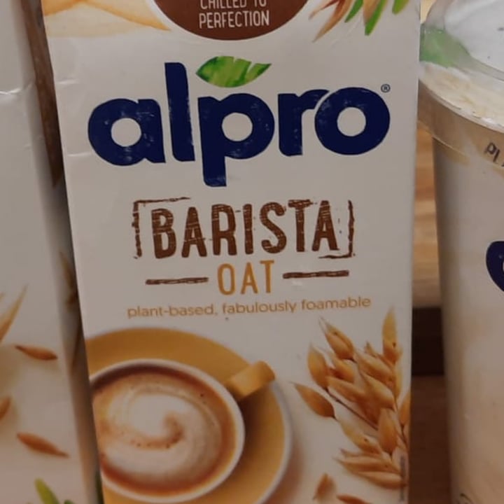 photo of Alpro Barista Oat Milk shared by @malvinabeg on  30 Nov 2021 - review