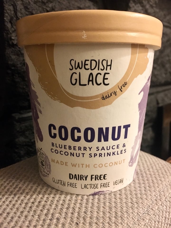review photo of Swedish Glace Swedish Glacé Coconut Blueberry Sauce And Coconut Sprinkles shared by @jazlikesanimals on 09 Jan 2020 - review