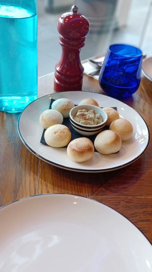 photo of PizzaExpress Dough Balls 'PizzaExpress' shared by @musclecookie on  25 Feb 2019 - review