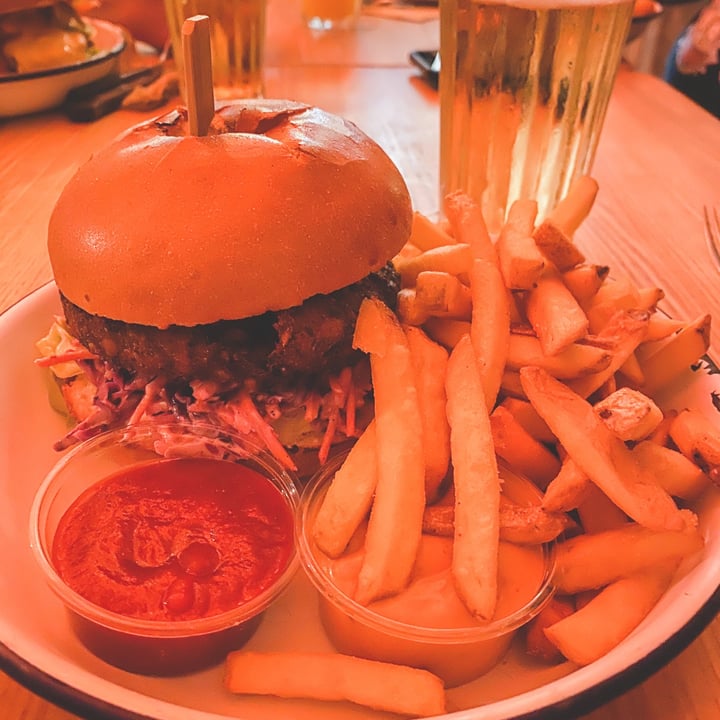 review photo of Otto's Burger Schanze Portland Burger shared by @peanutbutterjelly on 21 Aug 2020 - review