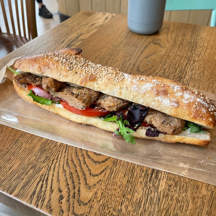 photo of Land&Monkeys Sandwich fermier shared by @coraleeats on  21 Oct 2022 - review