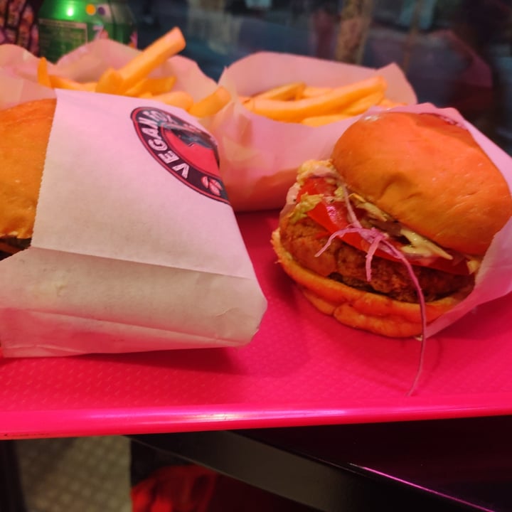 photo of VEGAN FOX Vegmac Burger shared by @natalia11 on  24 Jul 2022 - review