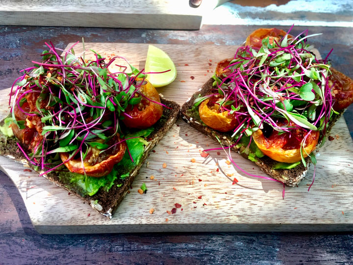 photo of Poonie's Kitchen Roasted tomato on multigrain bread shared by @dom on  05 Feb 2018 - review