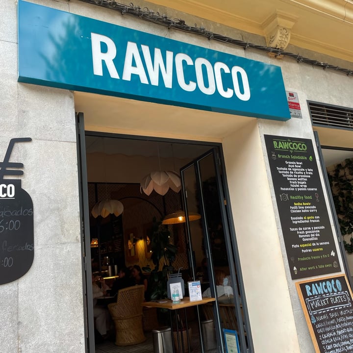 photo of Rawcoco Green Bar Valencia Açaí bowl shared by @kex on  18 Oct 2021 - review