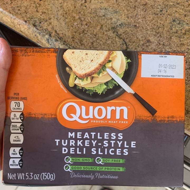 photo of Quorn Meatless Turkey-style slices shared by @gingeronearth on  20 Aug 2022 - review