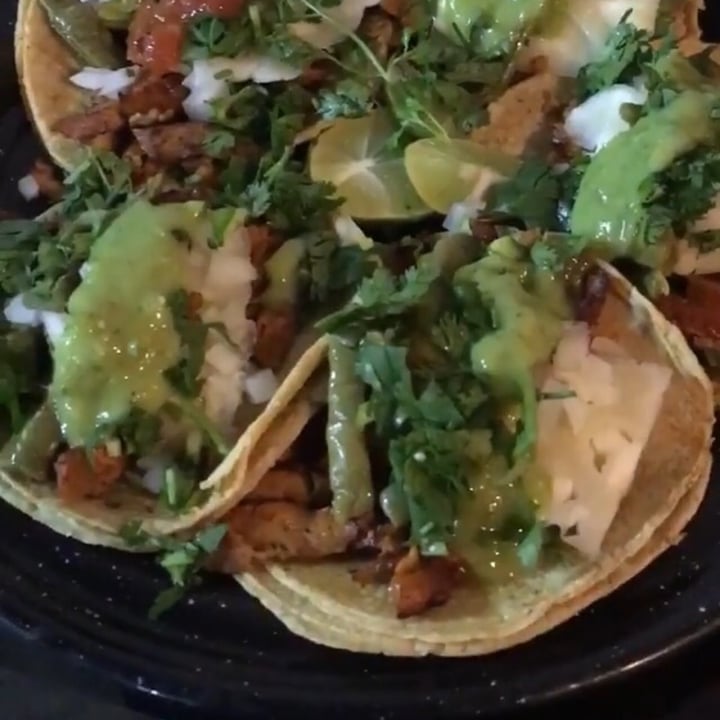 photo of Por siempre vegana 2 Tacos al Pastor (Órden de 5) shared by @verogs0 on  19 Oct 2020 - review