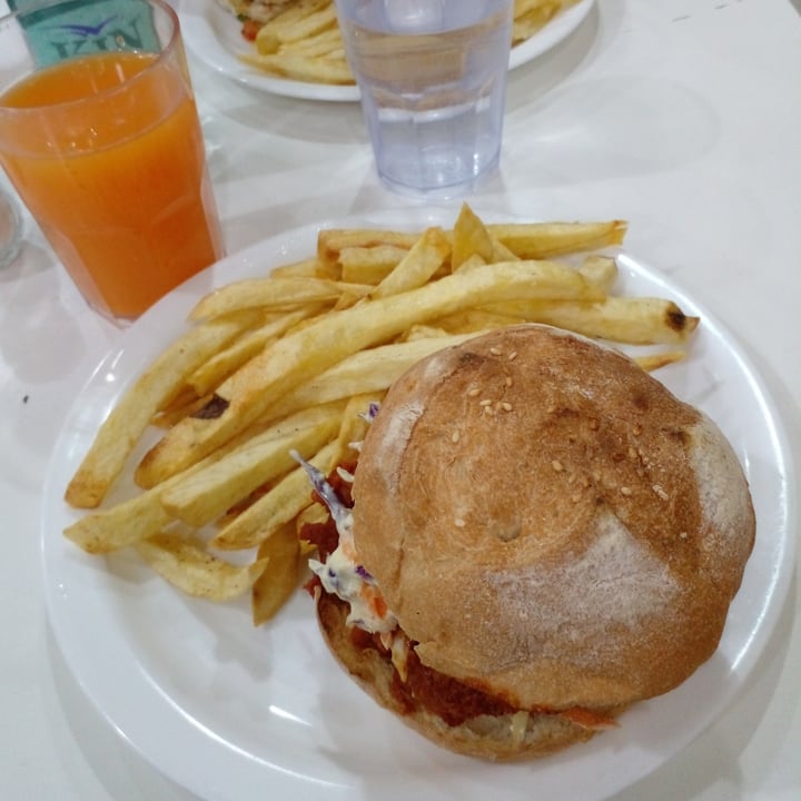 photo of Loving Hut Microcentro BBQ Sandwich shared by @faramirsam on  29 Dec 2021 - review