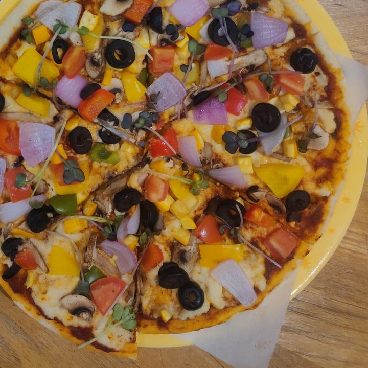 photo of La cane bistro Farmer's Pizza shared by @aveganfantasy on  16 Nov 2021 - review