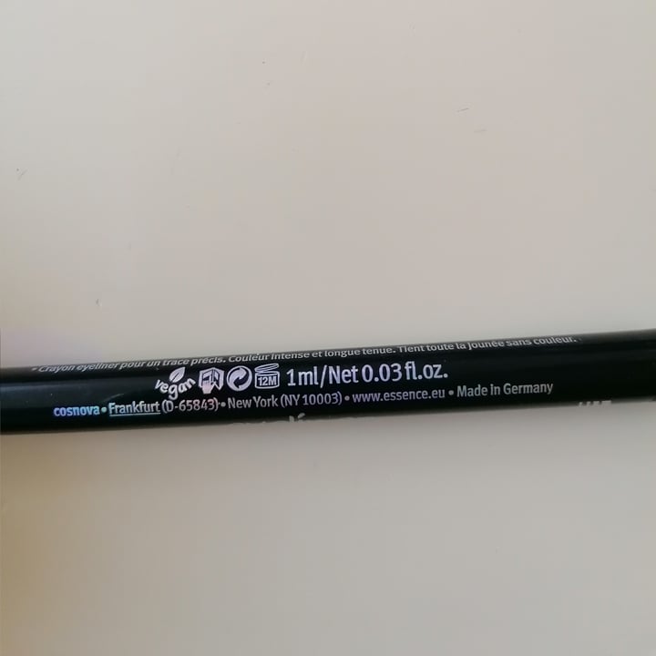 review photo of Essence Eyeliner shared by @giadacstllcc on 16 Apr 2022 - review