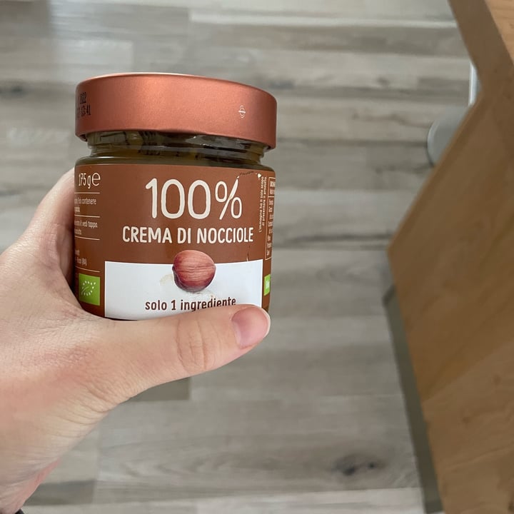 photo of Euro company Srl Società Benefit Crema di nocciola shared by @psicobene on  10 Mar 2022 - review