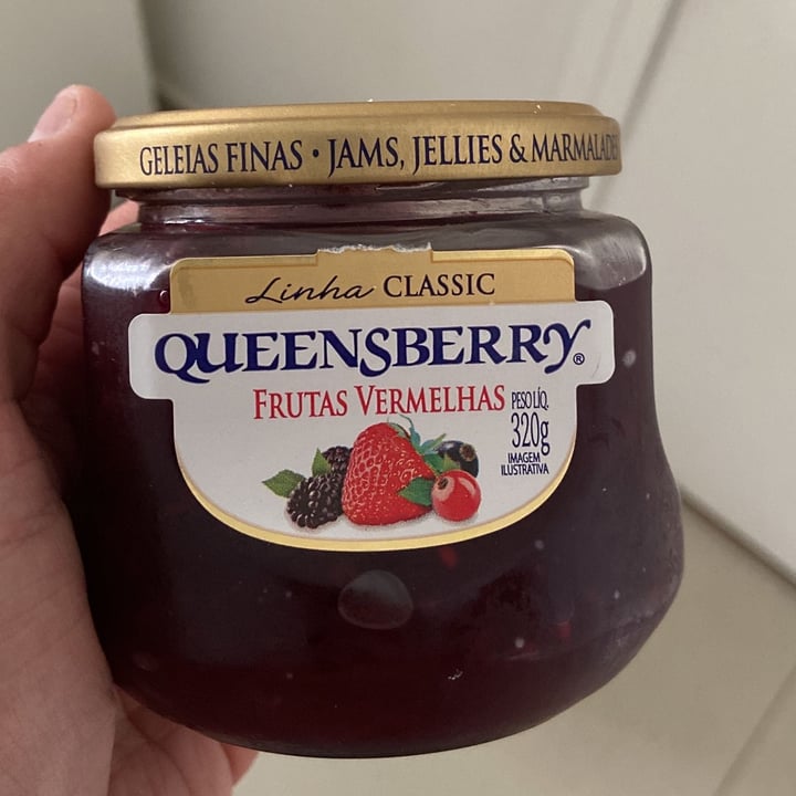 photo of Geleia Queensberry jams geleia de frutas vermelhas shared by @vegyogui on  22 Sep 2022 - review