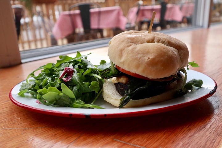 photo of Red Lion Smokehouse Smoked Eggplant Burger shared by @kaylabear on  08 Aug 2018 - review