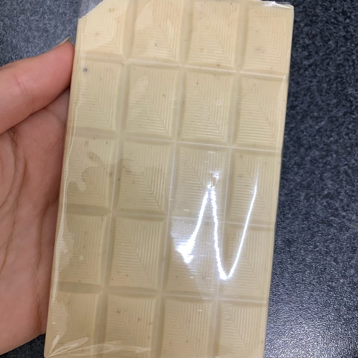 review photo of iChoc White Vanilla shared by @conchisr on 08 Oct 2022 - review