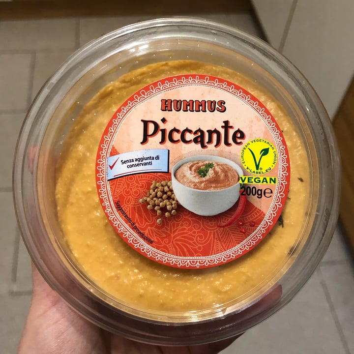 photo of ALDI Hummus piccante shared by @lovely21 on  20 Feb 2022 - review