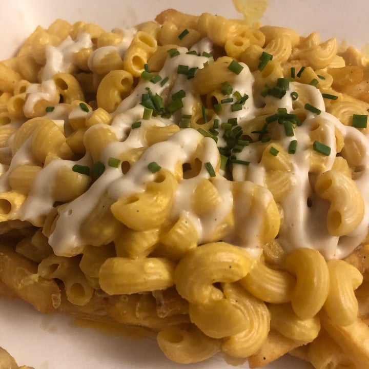 photo of VEGAN FOX Papas Mac And Cheese shared by @anavegar on  02 Oct 2021 - review