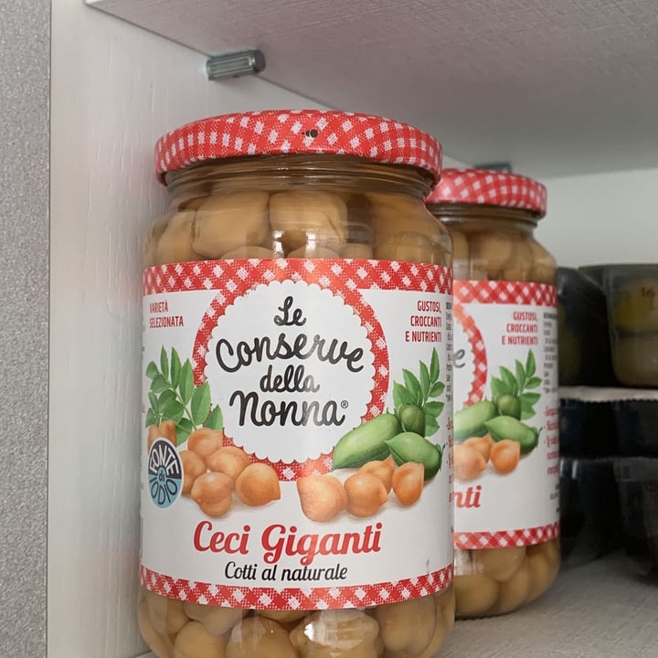 photo of Le conserve della nonna Ceci giganti cotti al naturale shared by @elisamataloni on  05 Nov 2022 - review