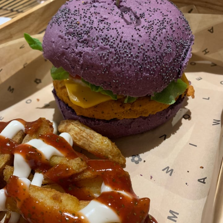 photo of Flower Burger cheesy cecio menu shared by @ilaveg on  26 Mar 2022 - review