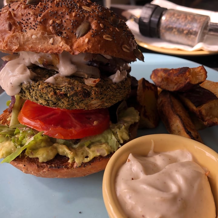 photo of Lexi's Healthy Eatery Warrior Burger shared by @mothercitymatt on  27 Apr 2021 - review