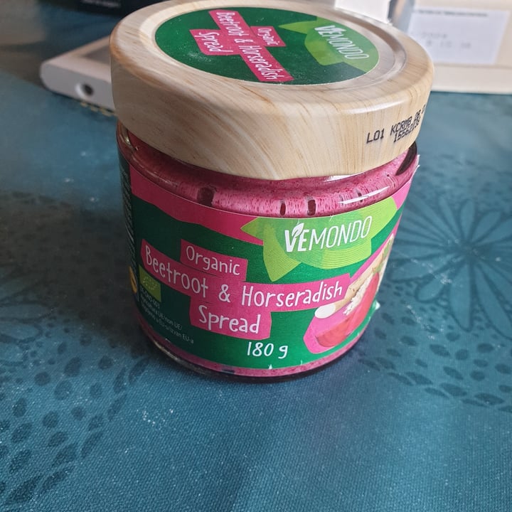 photo of Vemondo Beetroot and horseradish spread shared by @fiore93 on  05 Aug 2022 - review