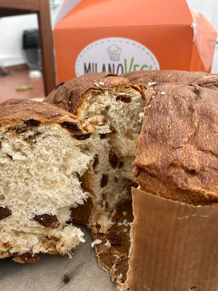 photo of MilanoVeg Panettone shared by @asiayportia on  11 Dec 2020 - review