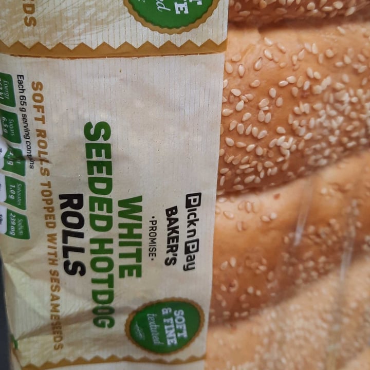 review photo of Pick n Pay White Seeded Hot Dog Rolls shared by @lisavermeulen1206 on 09 Oct 2021 - review