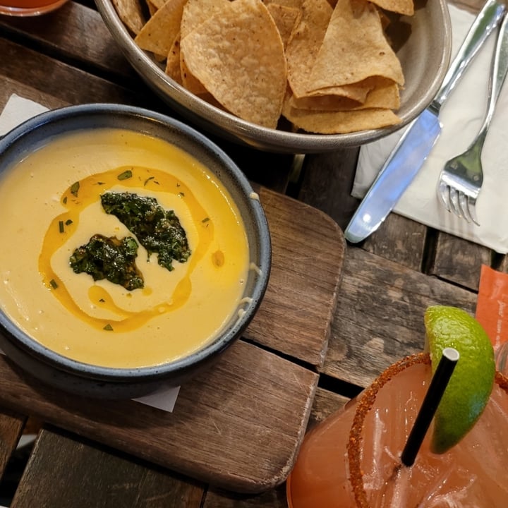 photo of Bar Bombón Queso Dip shared by @capturedbybecki on  05 May 2022 - review