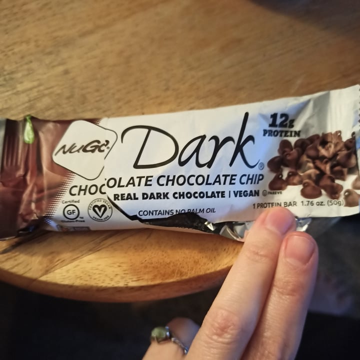 photo of NuGo NuGo Dark Chocolate Chocolate chip shared by @thursdayish on  13 Nov 2021 - review
