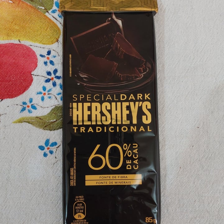 review photo of Hershey's Special Dark Tradicional 60% Cacau shared by @yayaeu on 07 May 2022 - review