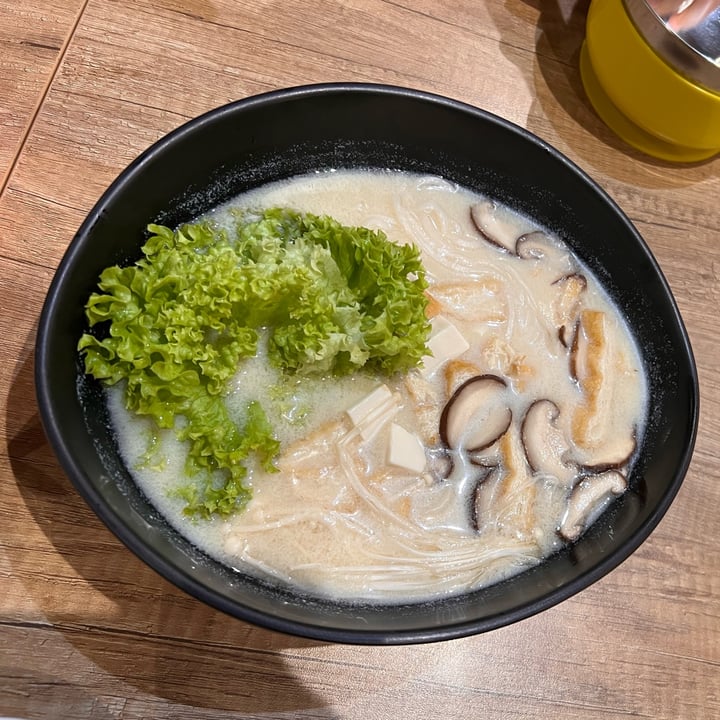 photo of Saute-San Soy Milk Miso Ramen shared by @skootykoots on  30 Sep 2022 - review