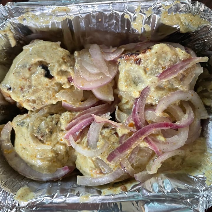 review photo of Sadak Chaap Vegan Malai Chaap shared by @ishaaraa on 04 Jan 2021 - review