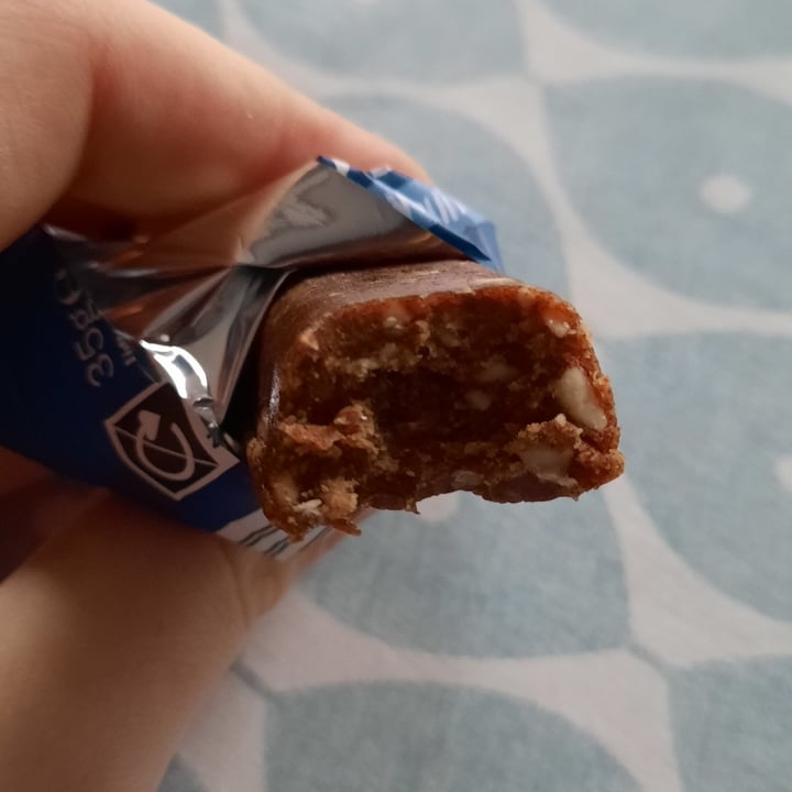 Alesto Cashew Crush Raw Fruit & Nut Bar Review abillion