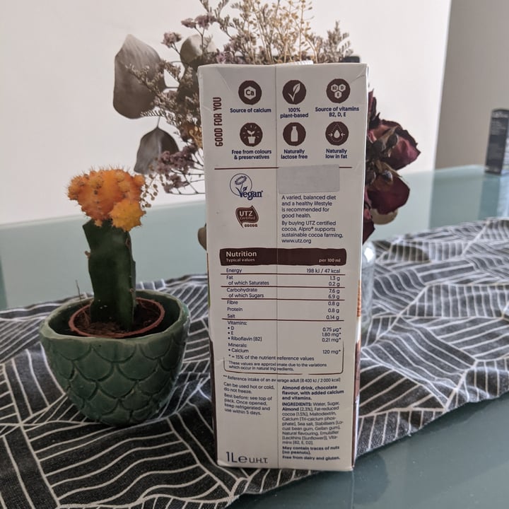 review photo of Vemondo Chocolate almondmilk shared by @anjjaliii on 31 Jan 2021 - review