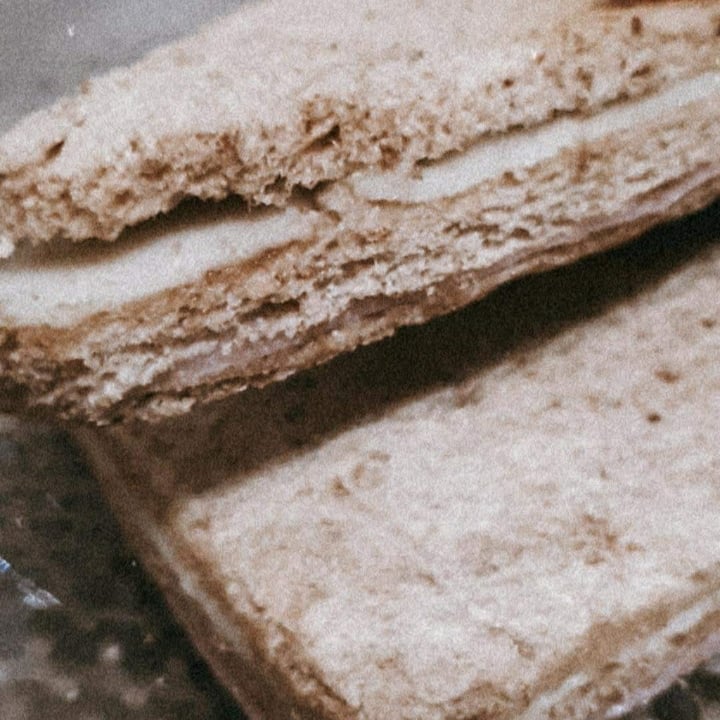 photo of Futuro Veggie - Coffee & Deli Sándwich De Miga Integral De Jamon Y Queso shared by @laradefiore on  23 Jul 2020 - review