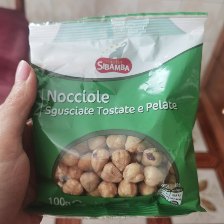 photo of Mister Sibamba Nocciole Sgusciate Tostate E Pelate shared by @alessia11 on  08 May 2022 - review