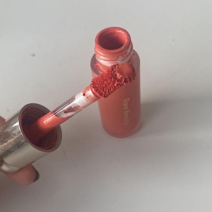 review photo of Rare Beauty Soft Pinch Liquid Blush- Joy shared by @izaskunsantos on 31 Oct 2022 - review