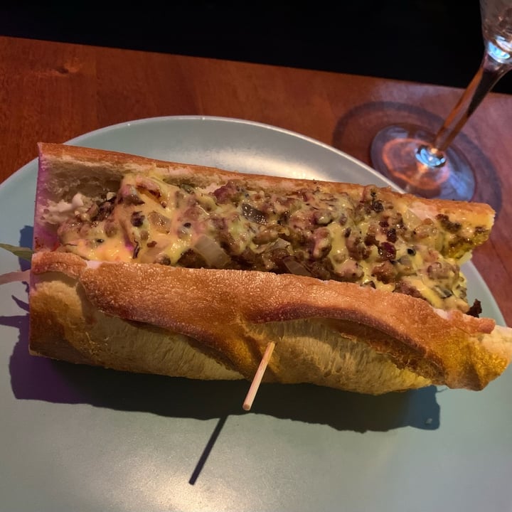 photo of Monster Vegan Cheesesteak Hoagie shared by @vaishnavrao on  11 Jan 2023 - review